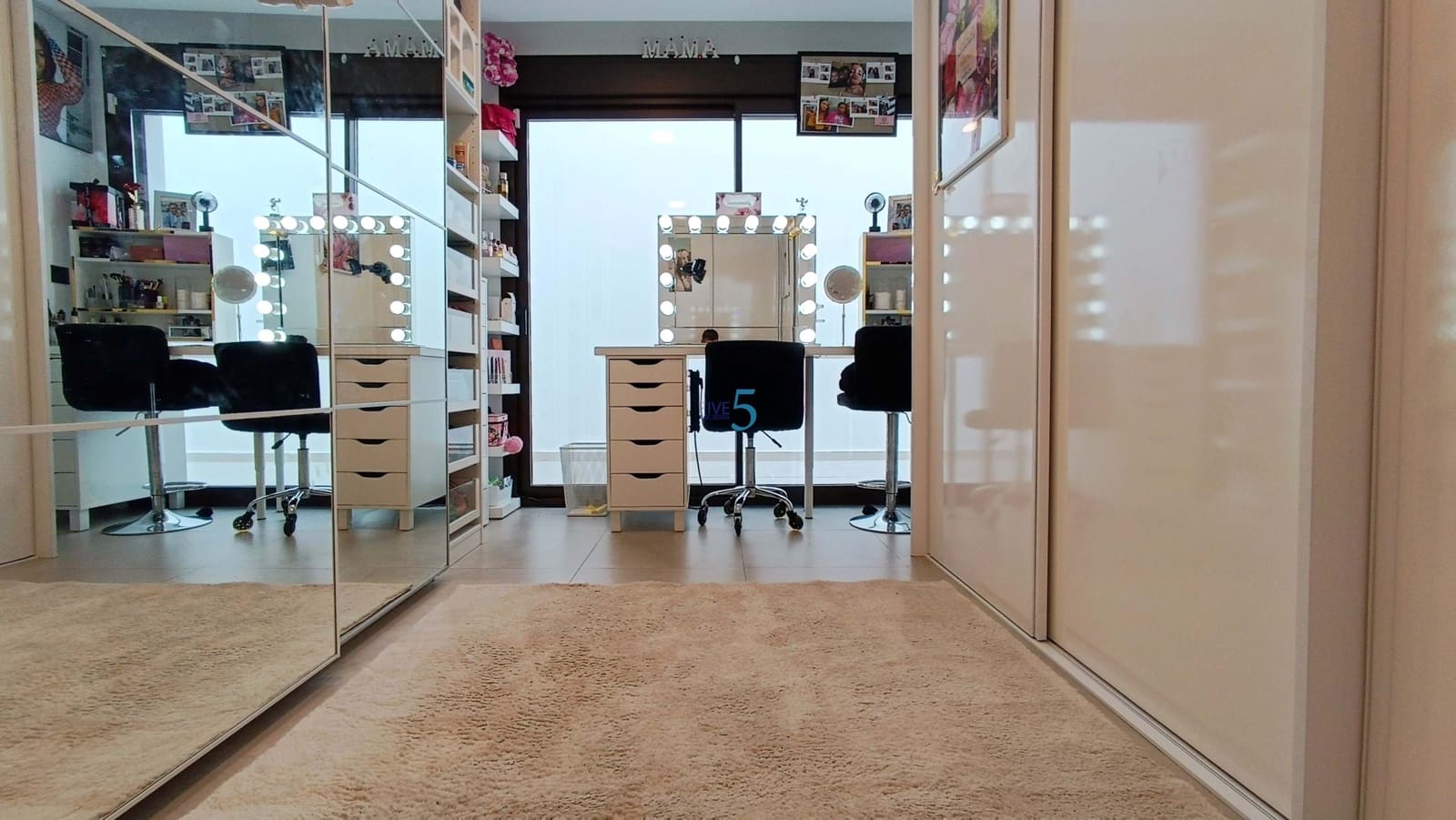 5 makuuhuone Huvila myytävänä paikassa Algorfa mukana uima-altaan 
autotalli - 799 000 € (Ref: 9624092)