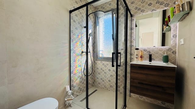 Chalet de 3 habitaciones en Villamartin, Orihuela en venta con piscina garaje - 502.000 € (Ref: 9624094)