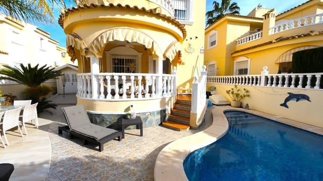3 bedroom Villa for sale in Ciudad Quesada, Rojales with pool - € 259,950 (Ref: 9626655)