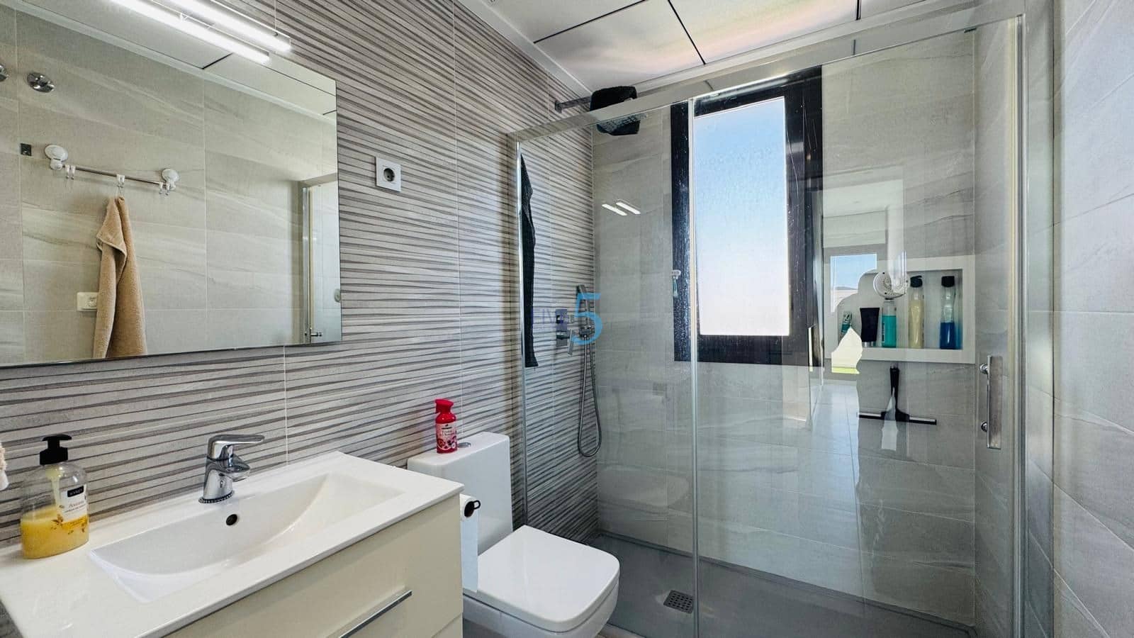 3 bedroom Townhouse for sale in Torrevieja with pool garage - € 330,000 (Ref: 9626656)