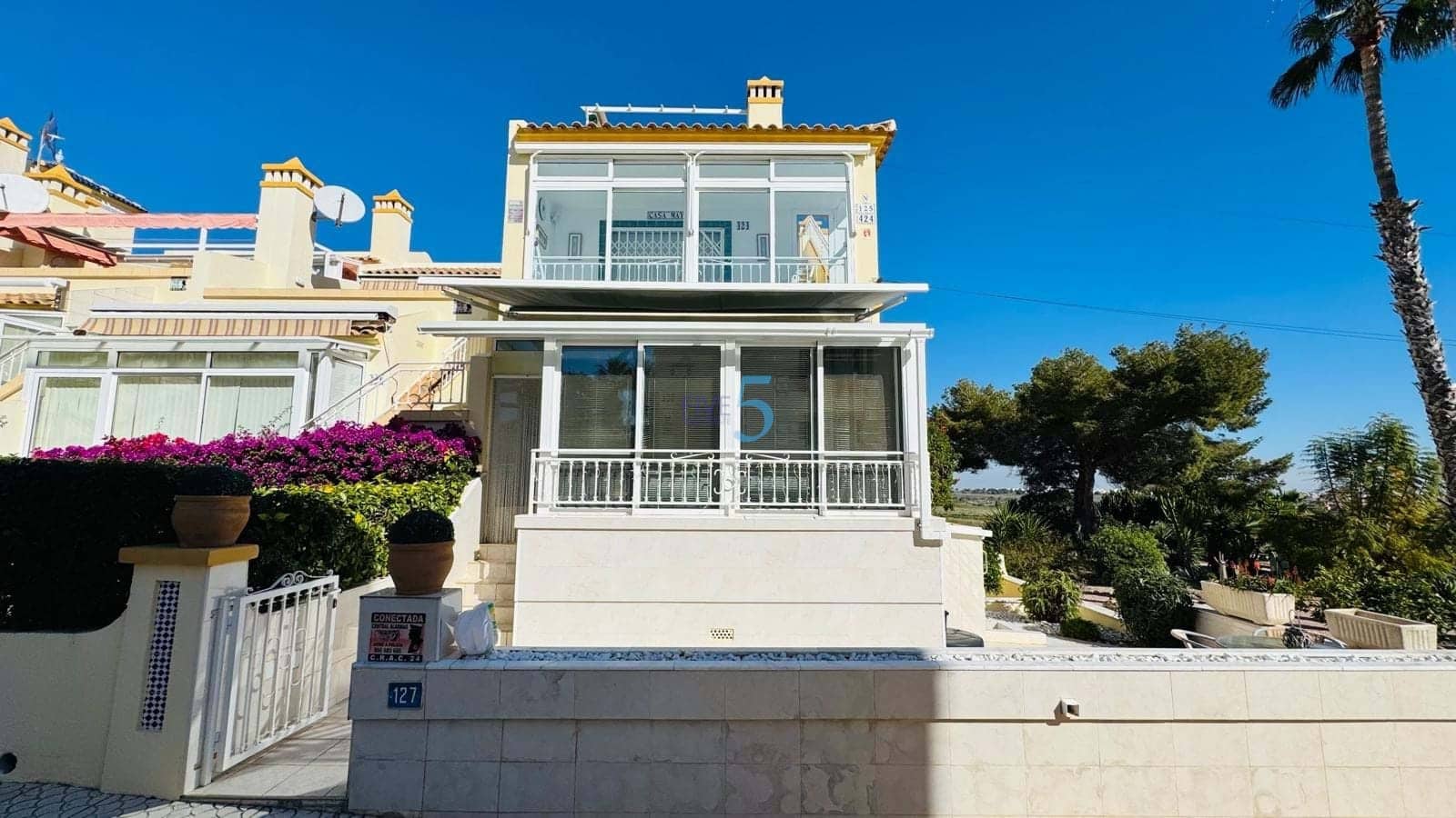 2 soverom Leilighet til salgs i Villamartin med svømmebasseng garasje - € 194 000 (Ref: 9628024)