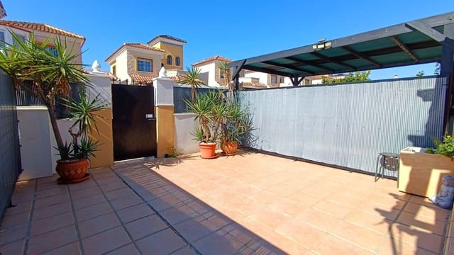 2 makuuhuone Huvila myytävänä paikassa El Raso, Guardamar del Segura mukana uima-altaan - 220 000 € (Ref: 9628431)