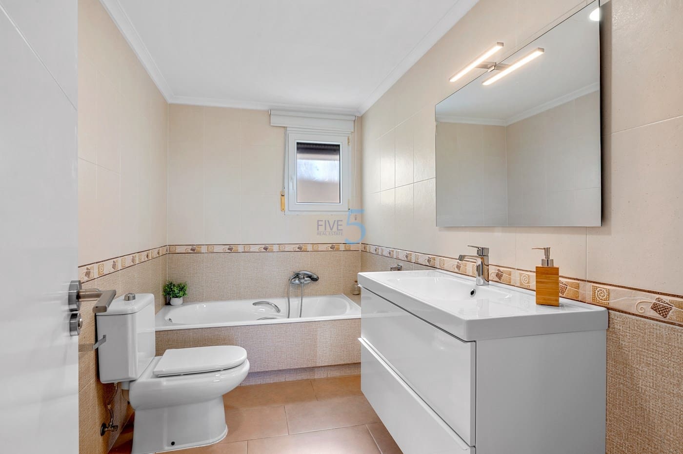 3 soveværelse Lejlighed til salg i San Miguel de Salinas med swimmingpool garage - € 549.000 (Ref: 9628432)