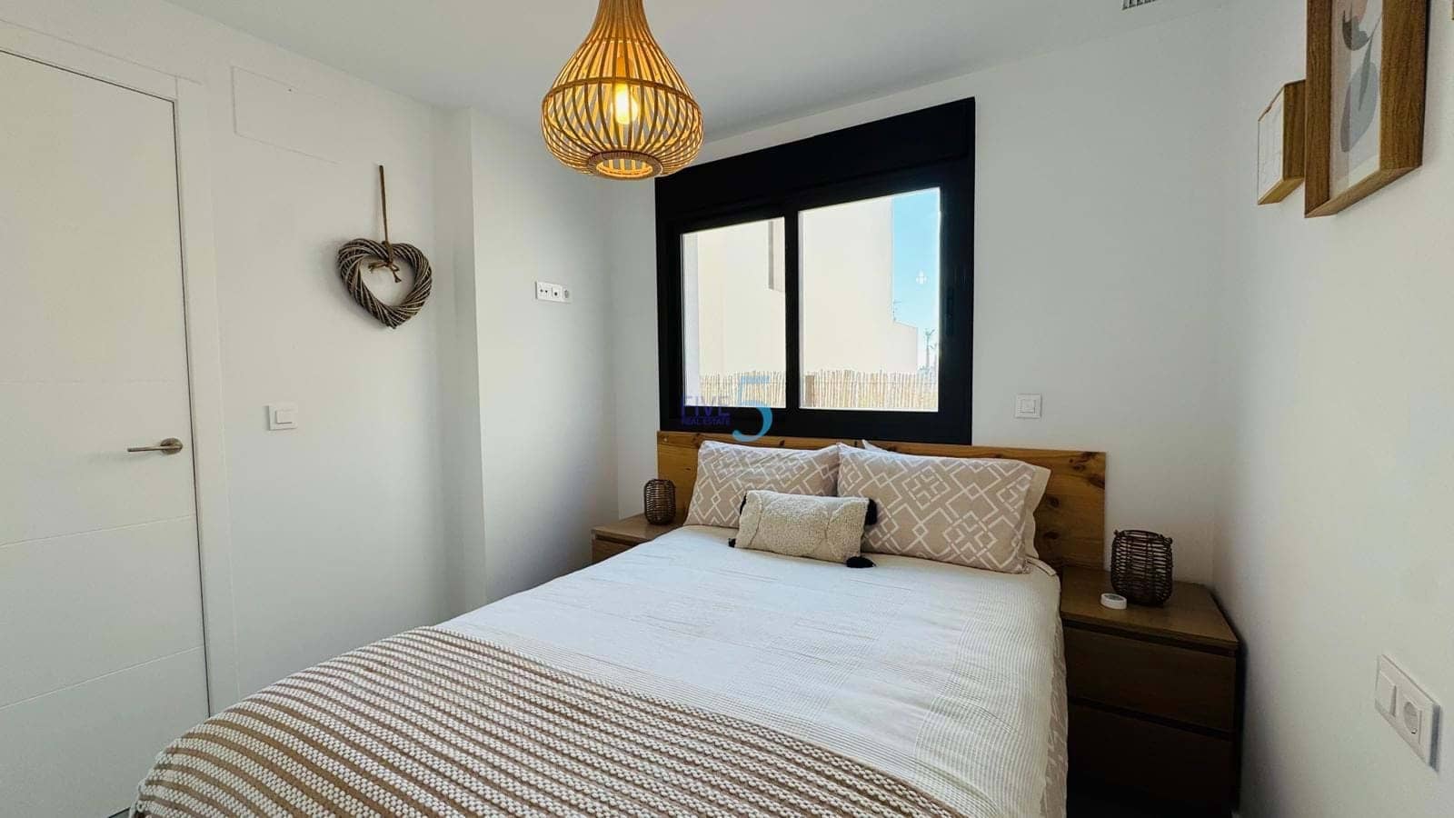 3 soverom Hus til salgs i Villamartin med svømmebasseng - € 339 000 (Ref: 9628434)