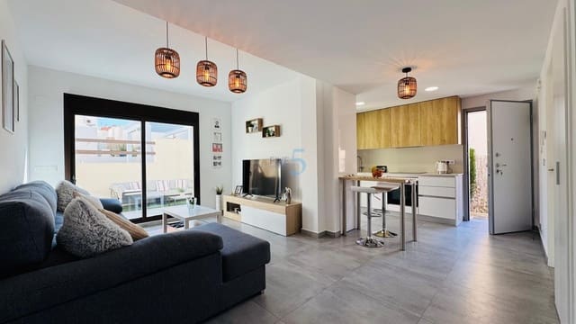 3 soverom Hus til salgs i Villamartin, Orihuela med svømmebasseng - € 339 000 (Ref: 9628434)