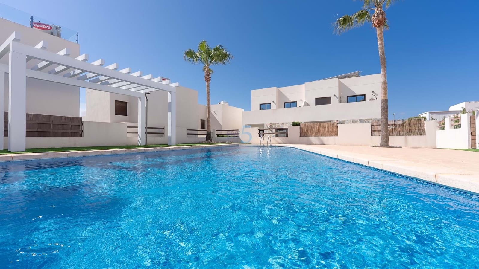 3 soverom Hus til salgs i Villamartin med svømmebasseng - € 339 000 (Ref: 9628434)