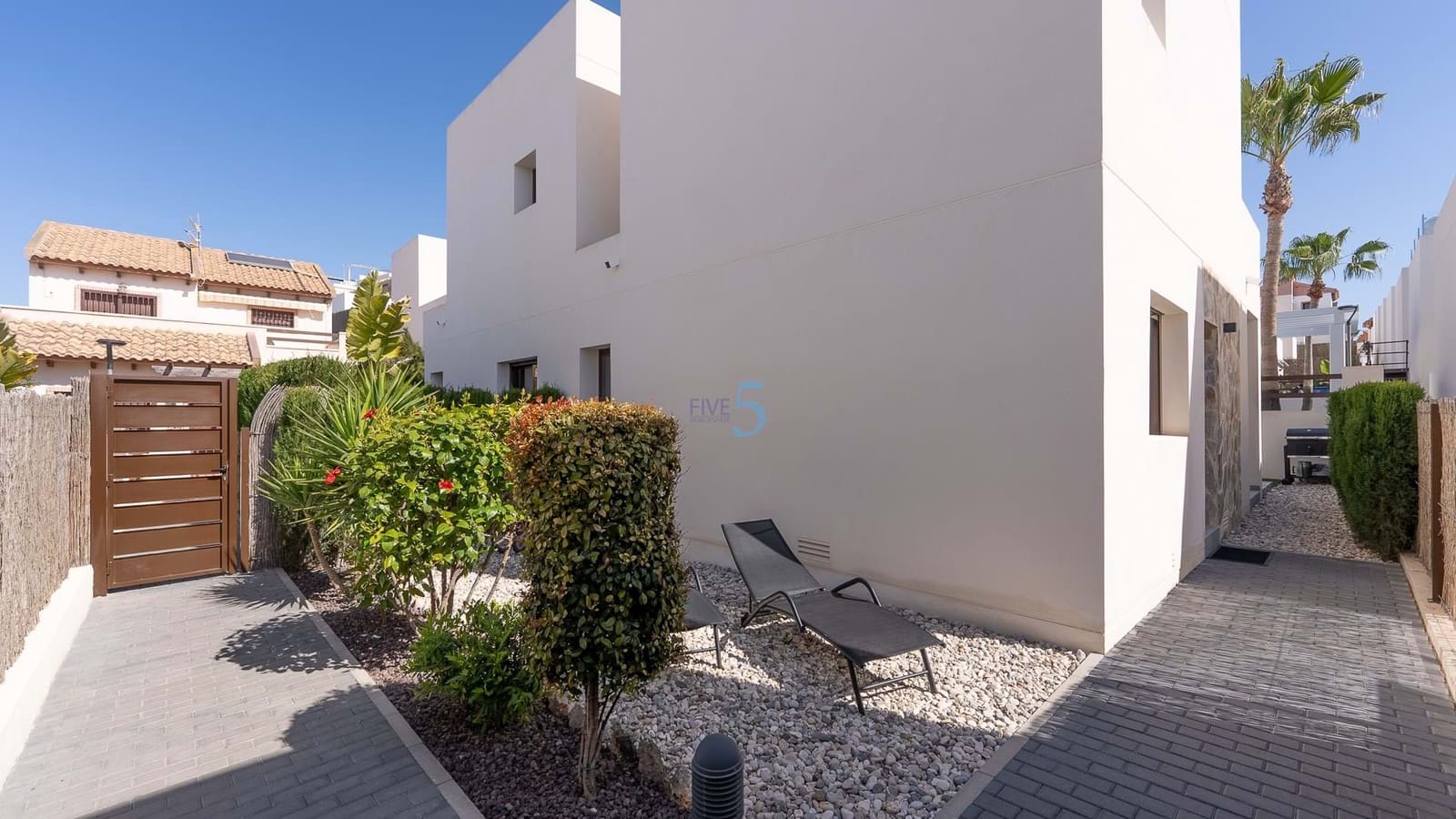 3 soverom Hus til salgs i Villamartin med svømmebasseng - € 339 000 (Ref: 9628434)