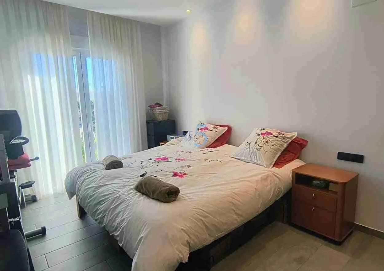 3 sypialnia Willa na sprzedaż w Algorfa z basenem garażem - 650 000 € (Ref: 9631858)