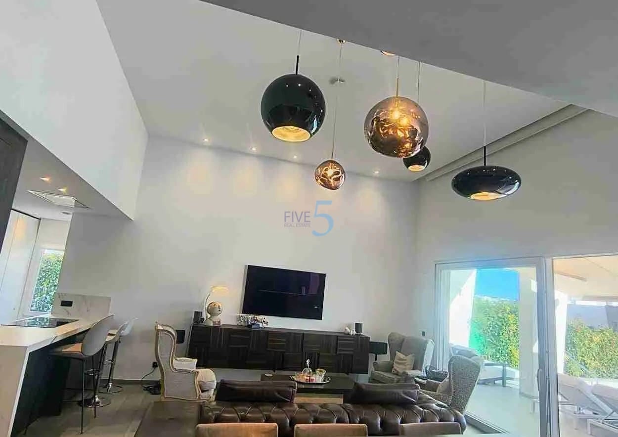 3 sypialnia Willa na sprzedaż w Algorfa z basenem garażem - 650 000 € (Ref: 9631858)