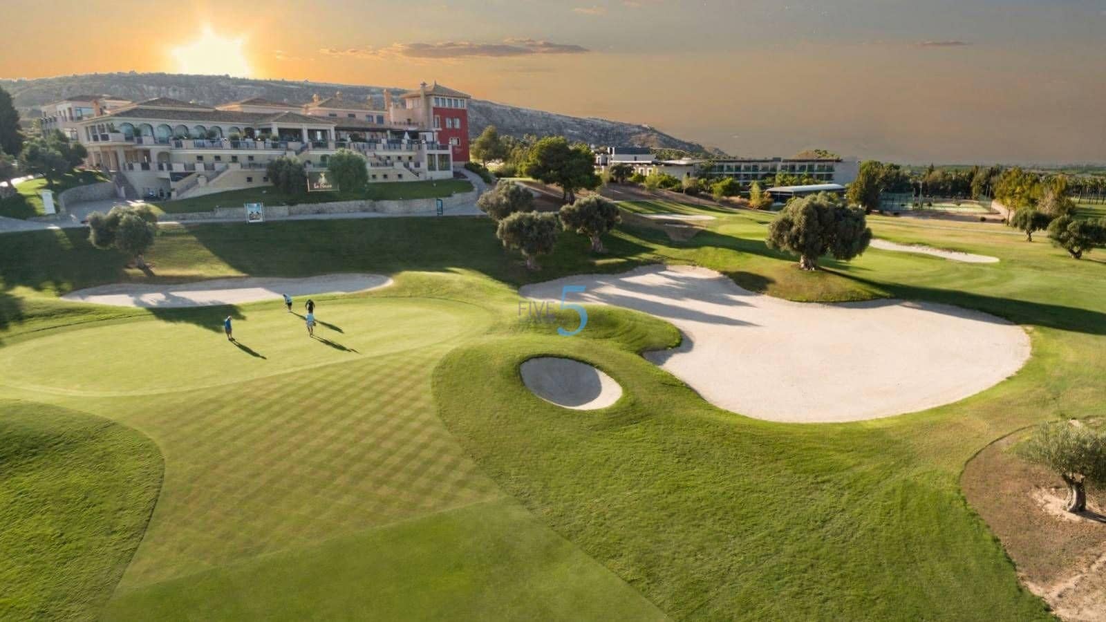 3 sypialnia Willa na sprzedaż w Algorfa z basenem garażem - 650 000 € (Ref: 9631858)