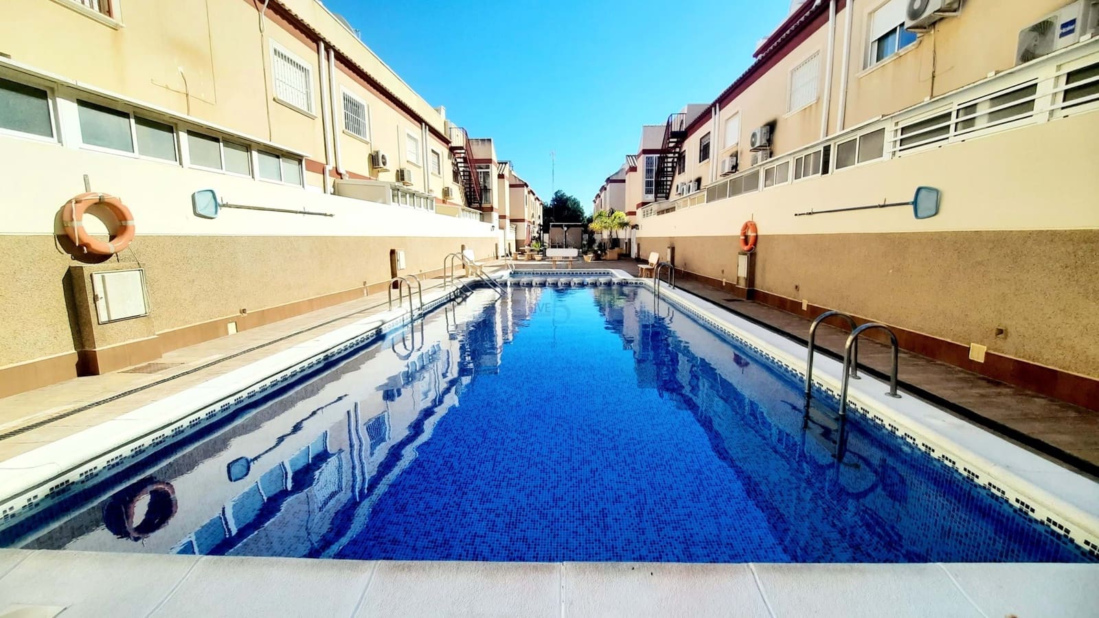 2 bedroom Apartment for sale in San Pedro del Pinatar with pool garage - € 145,000 (Ref: 9635220)