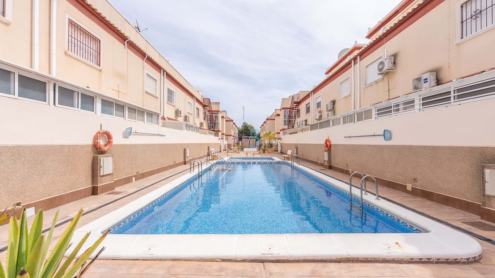 2 soveværelse Lejlighed til salg i San Pedro del Pinatar med swimmingpool garage - € 139.950 (Ref: 9635220)