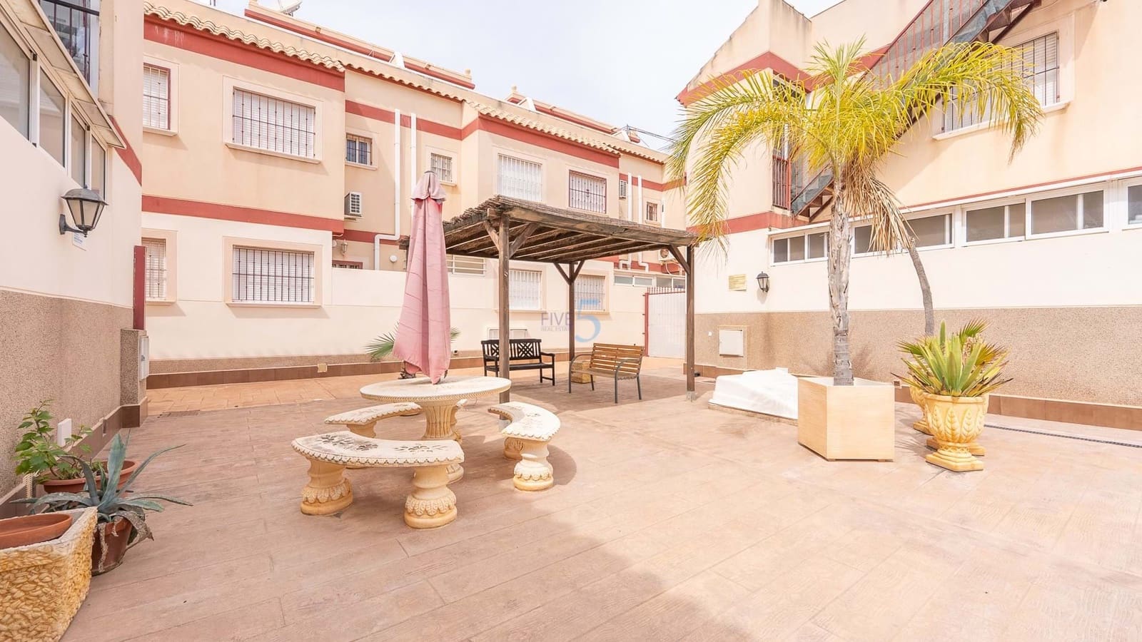 2 soveværelse Lejlighed til salg i San Pedro del Pinatar med swimmingpool garage - € 139.950 (Ref: 9635220)