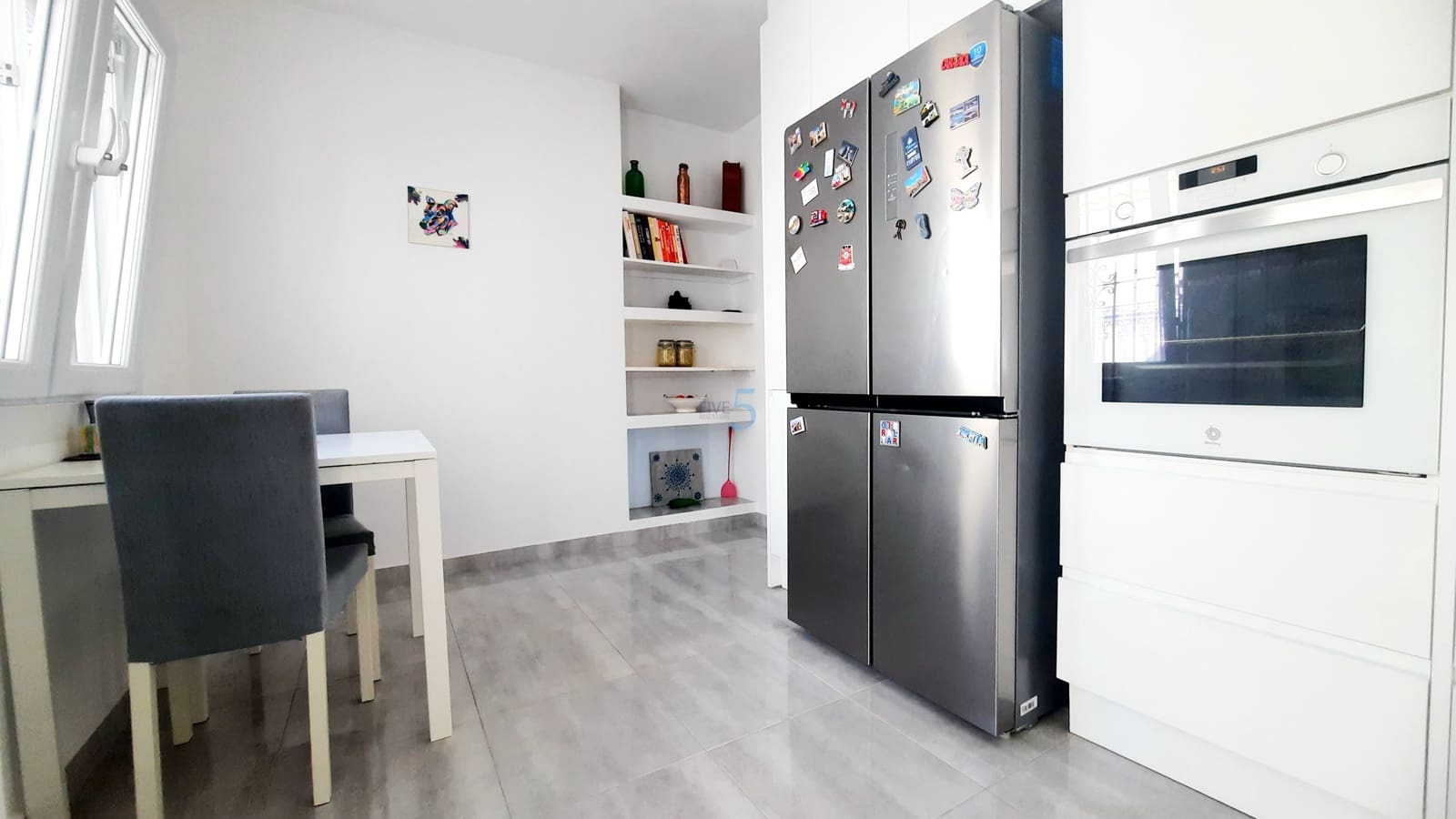 2 makuuhuone Bungalow myytävänä paikassa Los Alcazares mukana uima-altaan - 187 500 € (Ref: 9635221)