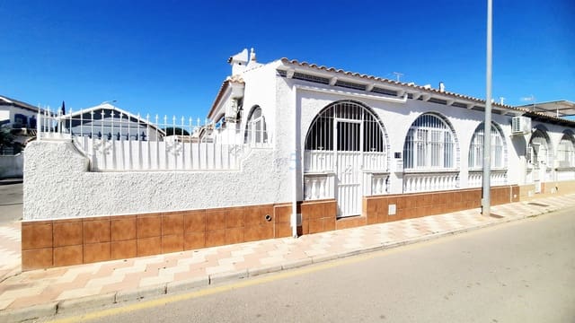 2 makuuhuone Bungalow myytävänä paikassa Los Alcázares mukana uima-altaan - 187 500 € (Ref: 9635221)