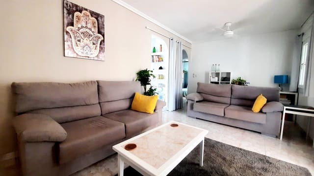 2 makuuhuone Bungalow myytävänä paikassa Los Alcázares mukana uima-altaan - 187 500 € (Ref: 9635221)