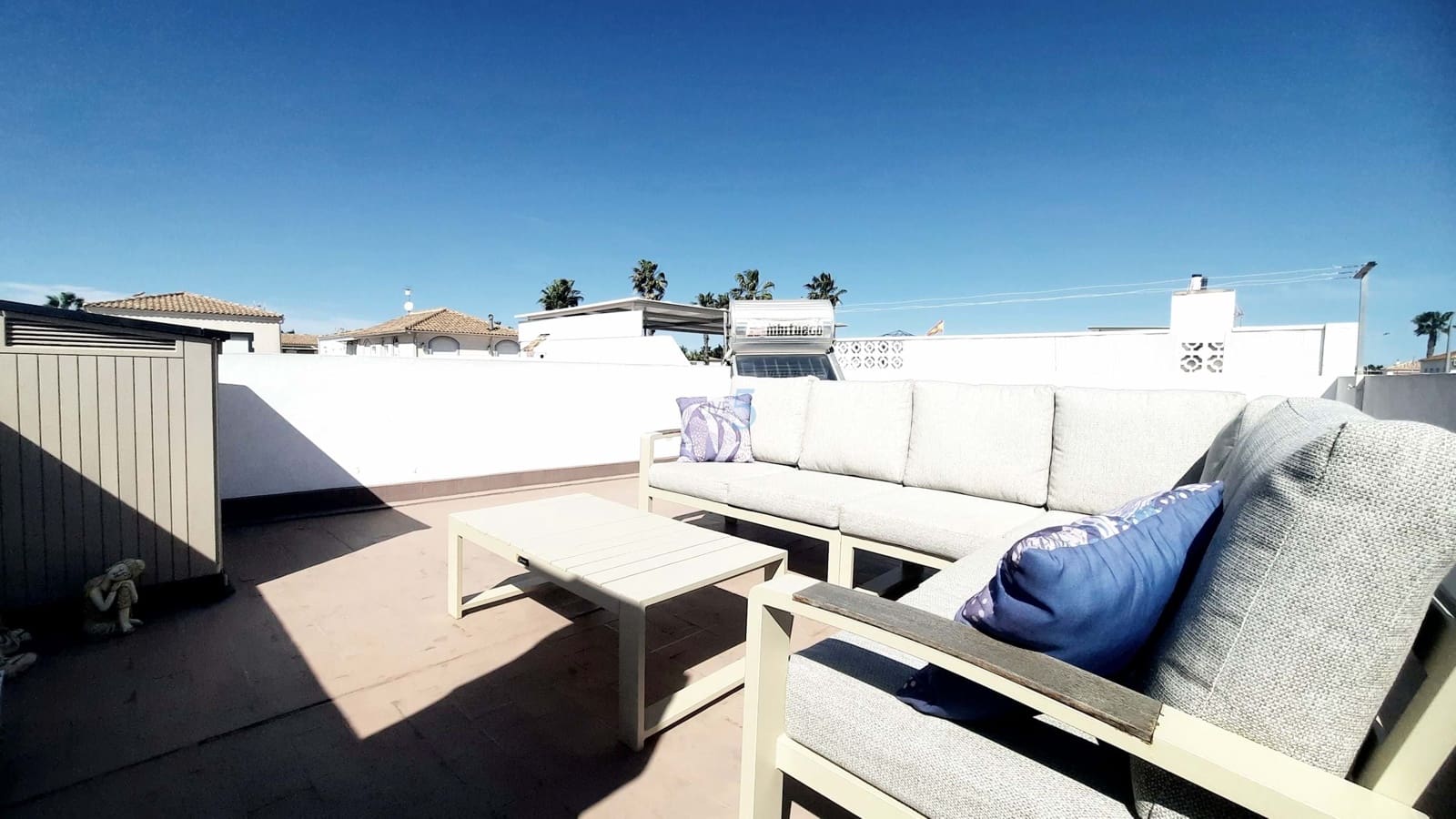 2 makuuhuone Bungalow myytävänä paikassa Los Alcazares mukana uima-altaan - 187 500 € (Ref: 9635221)