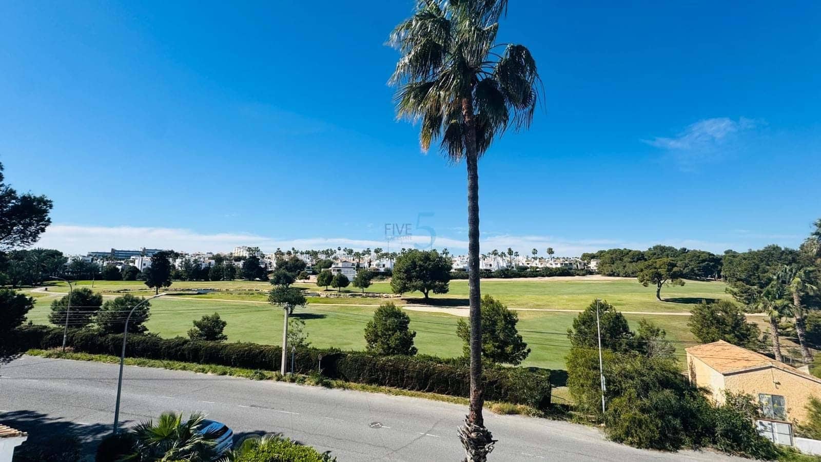 3 camera da letto Casa in vendita in Villamartin con piscina - 250.000 € (Rif: 9635223)