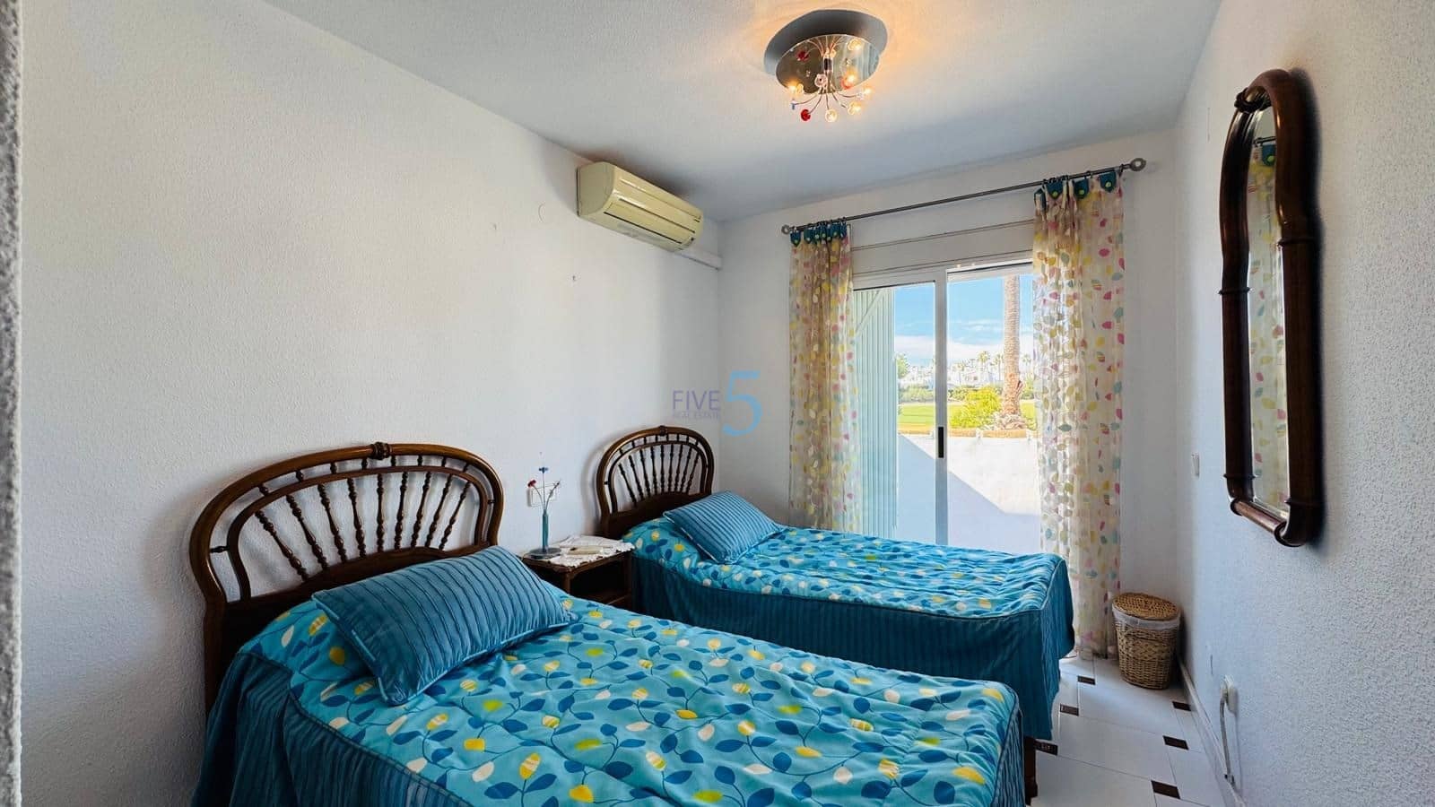 3 camera da letto Casa in vendita in Villamartin con piscina - 250.000 € (Rif: 9635223)