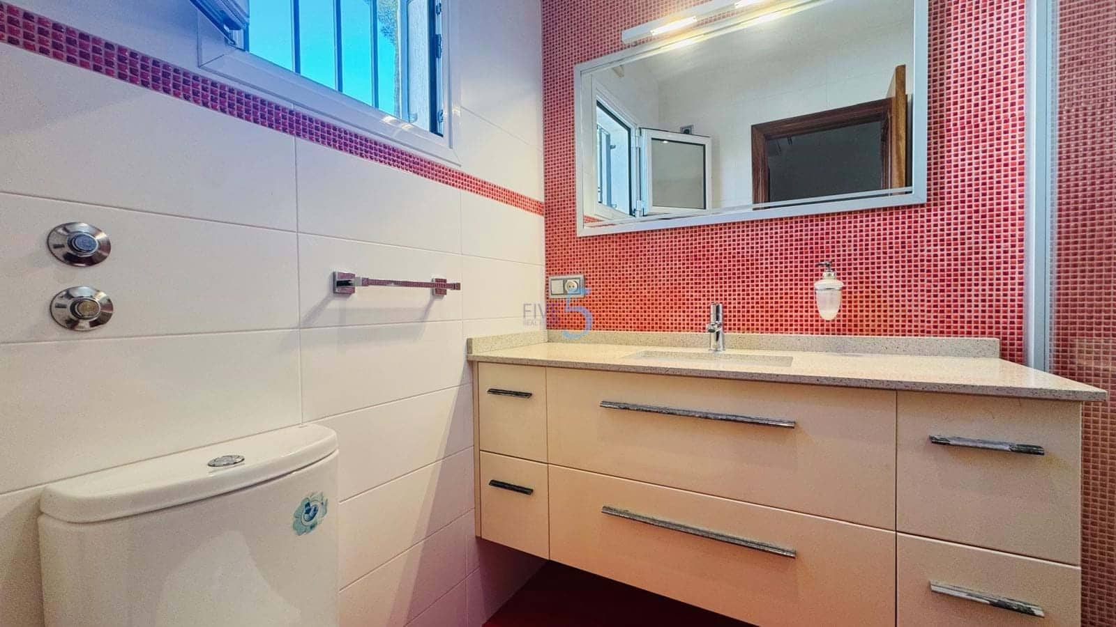 3 camera da letto Casa in vendita in Villamartin con piscina - 250.000 € (Rif: 9635223)