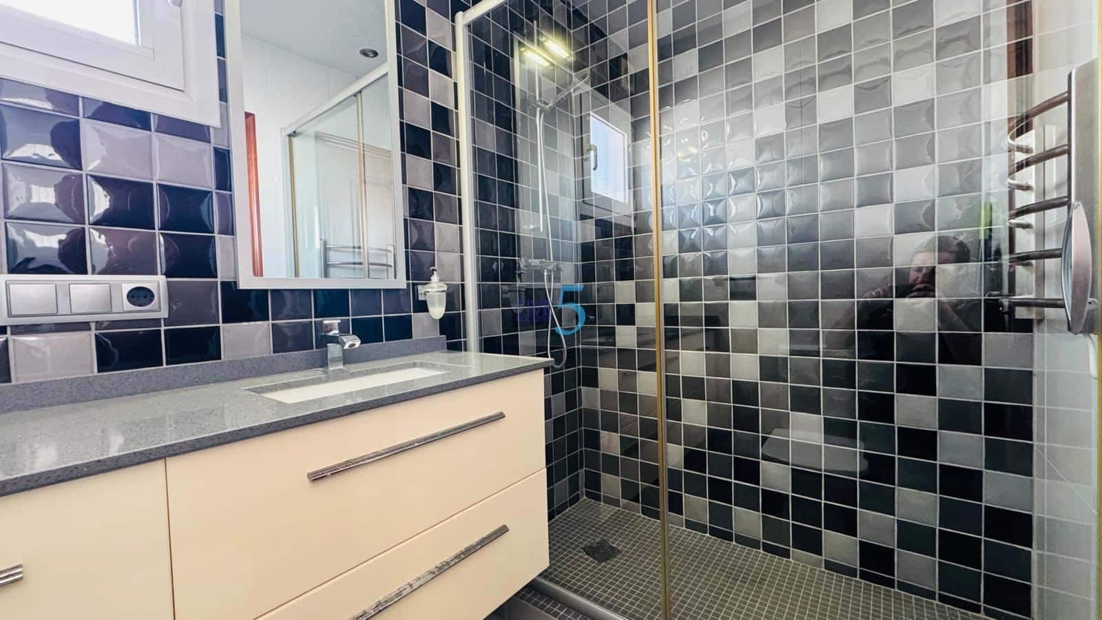 3 camera da letto Casa in vendita in Villamartin con piscina - 250.000 € (Rif: 9635223)