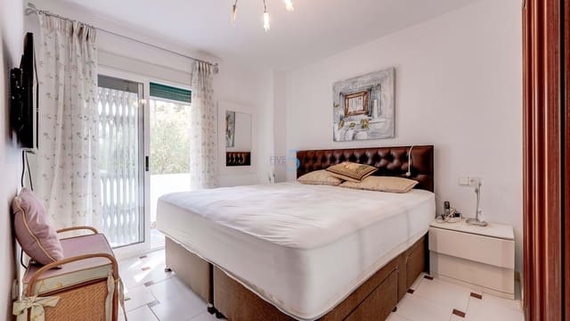 Casa de 3 habitaciones en Villamartin, Orihuela en venta con piscina - 250.000 € (Ref: 9635223)