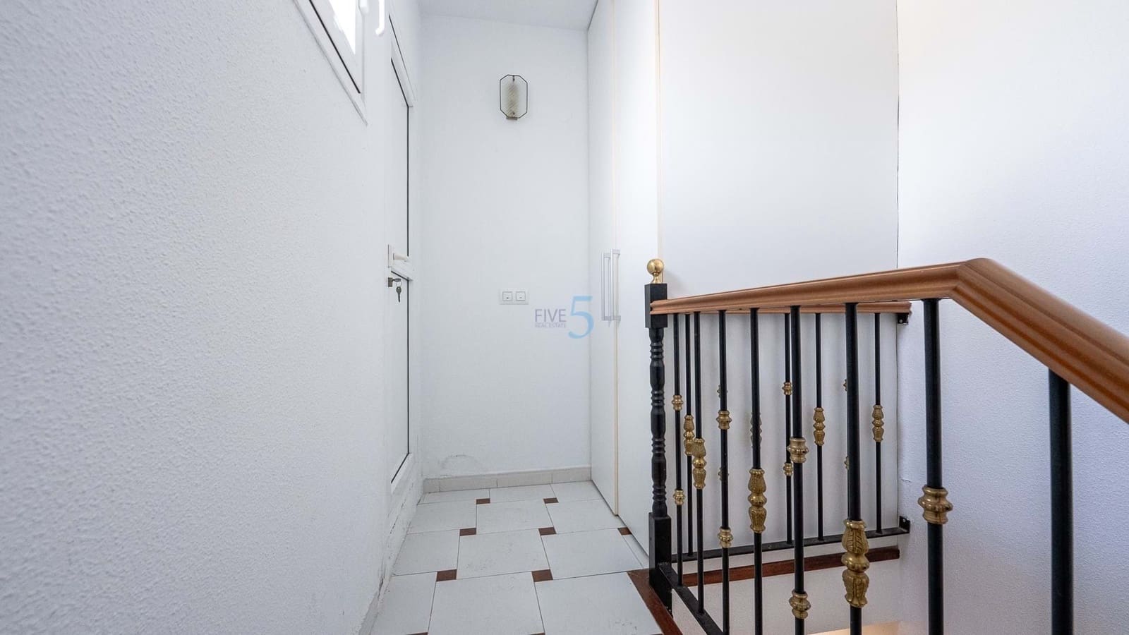 3 soverom Hus til salgs i Villamartin med svømmebasseng - € 250 000 (Ref: 9635223)