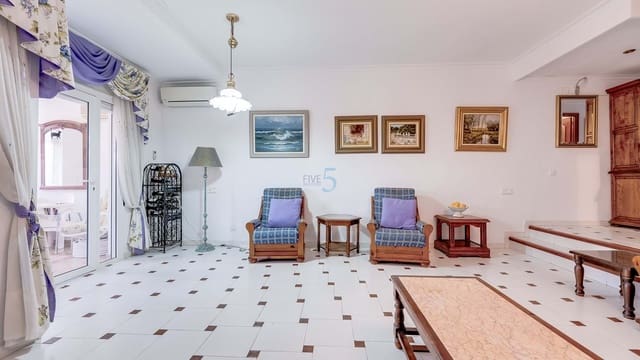 Casa de 3 habitaciones en Villamartin, Orihuela en venta con piscina - 250.000 € (Ref: 9635223)