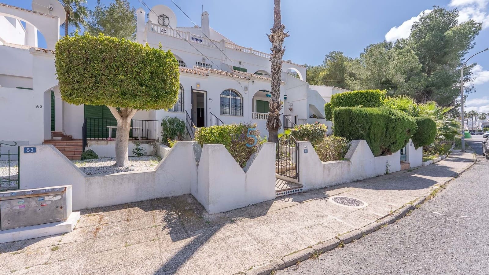 3 soverom Hus til salgs i Villamartin med svømmebasseng - € 250 000 (Ref: 9635223)