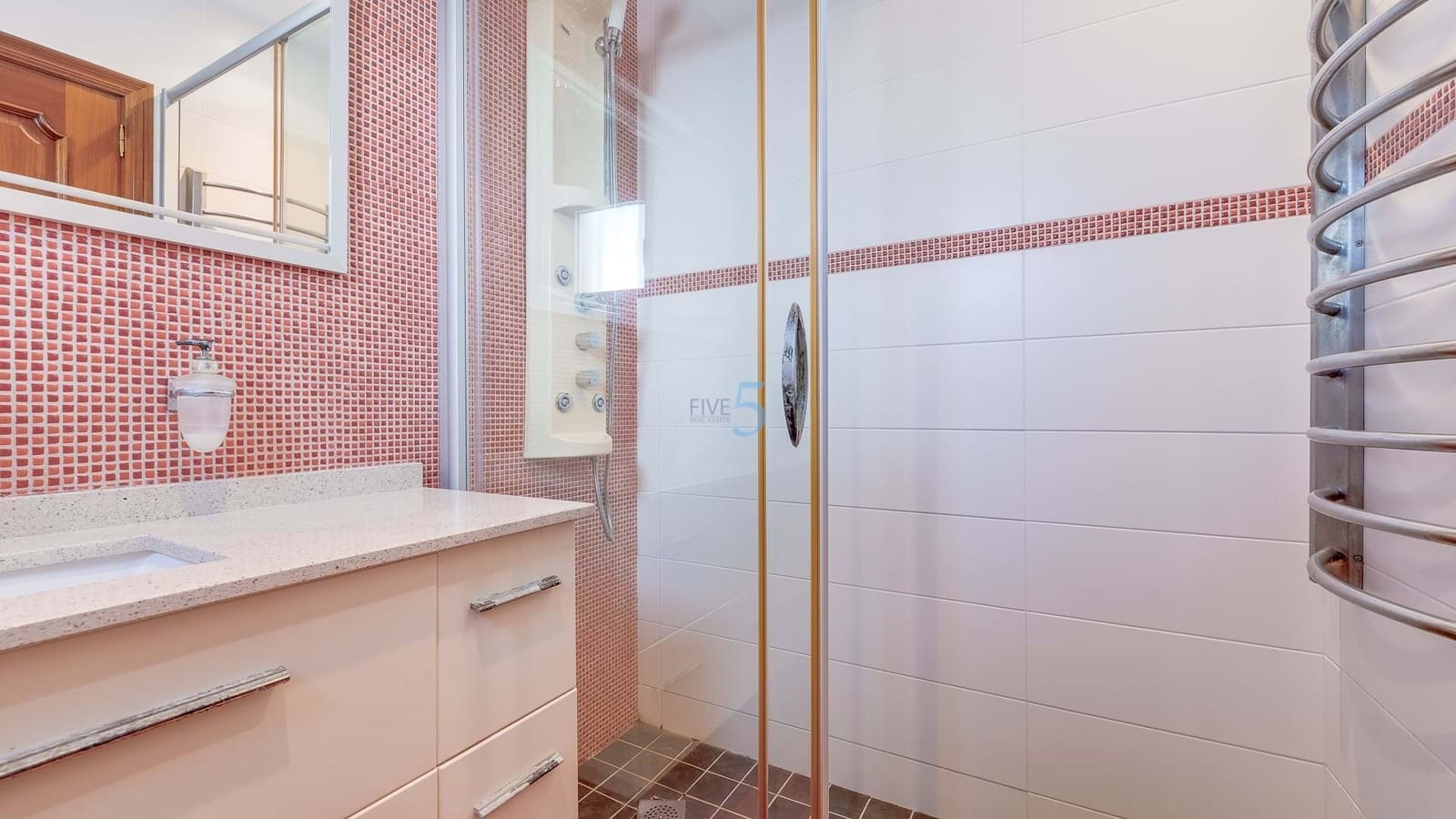 3 soverom Hus til salgs i Villamartin med svømmebasseng - € 250 000 (Ref: 9635223)