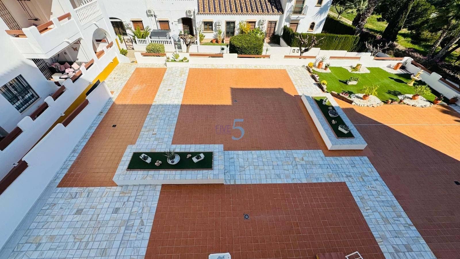 2 quarto Apartamento para venda em Villamartin com piscina - 160 000 € (Ref: 9635224)
