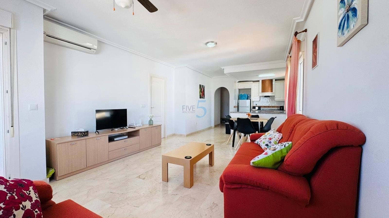 2 quarto Apartamento para venda em Villamartin com piscina - 160 000 € (Ref: 9635224)