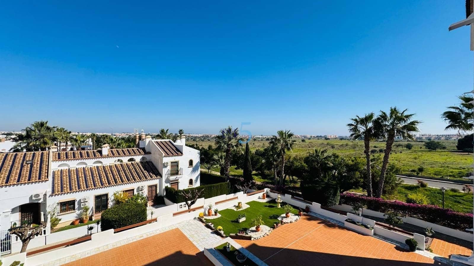 2 quarto Apartamento para venda em Villamartin com piscina - 160 000 € (Ref: 9635224)