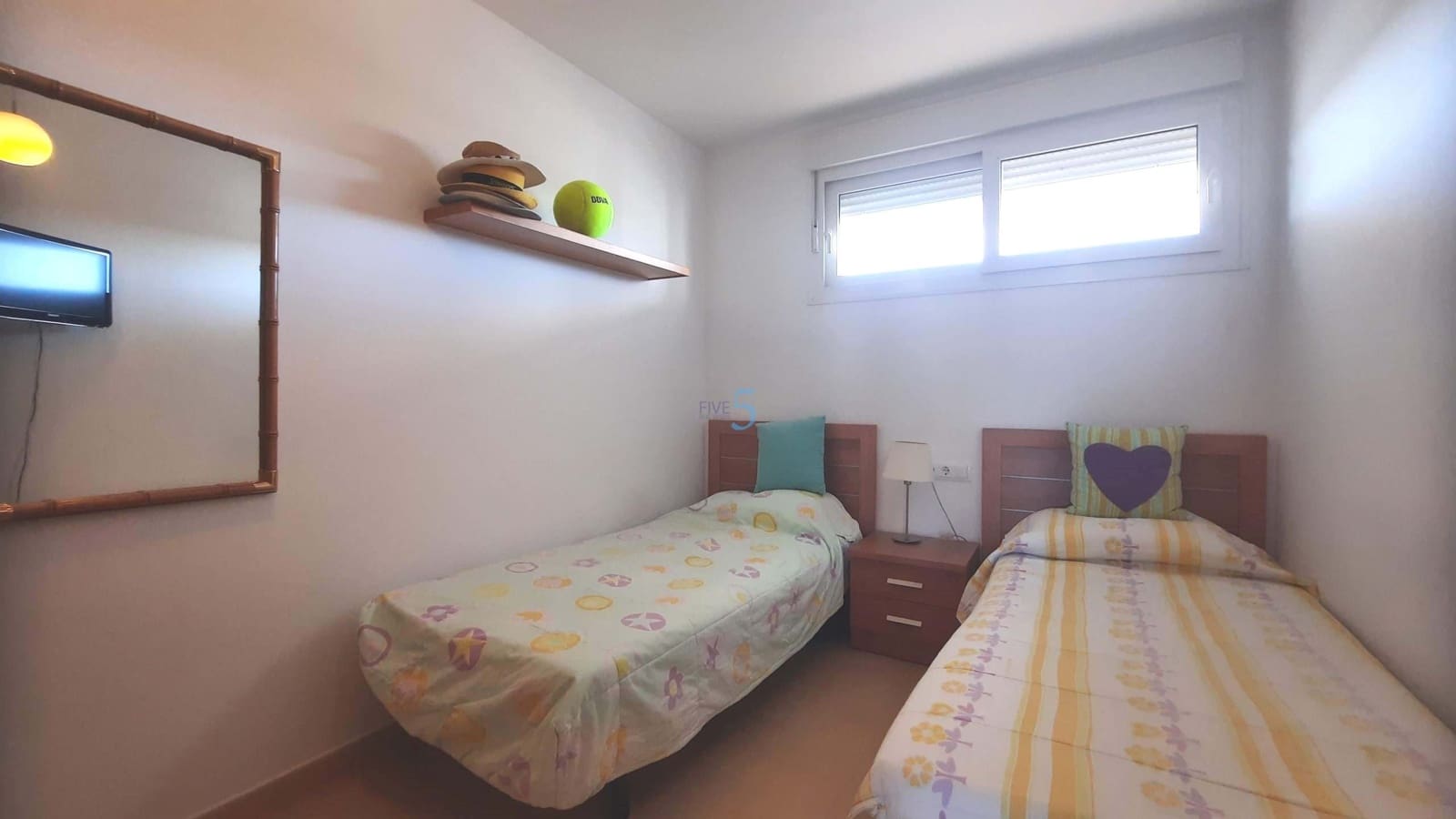 2 makuuhuone Huoneisto myytävänä paikassa Roldan mukana uima-altaan 
autotalli - 126 000 € (Ref: 9638074)