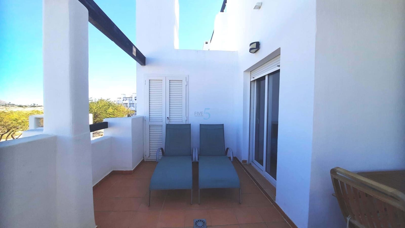 2 makuuhuone Huoneisto myytävänä paikassa Roldan mukana uima-altaan 
autotalli - 126 000 € (Ref: 9638074)