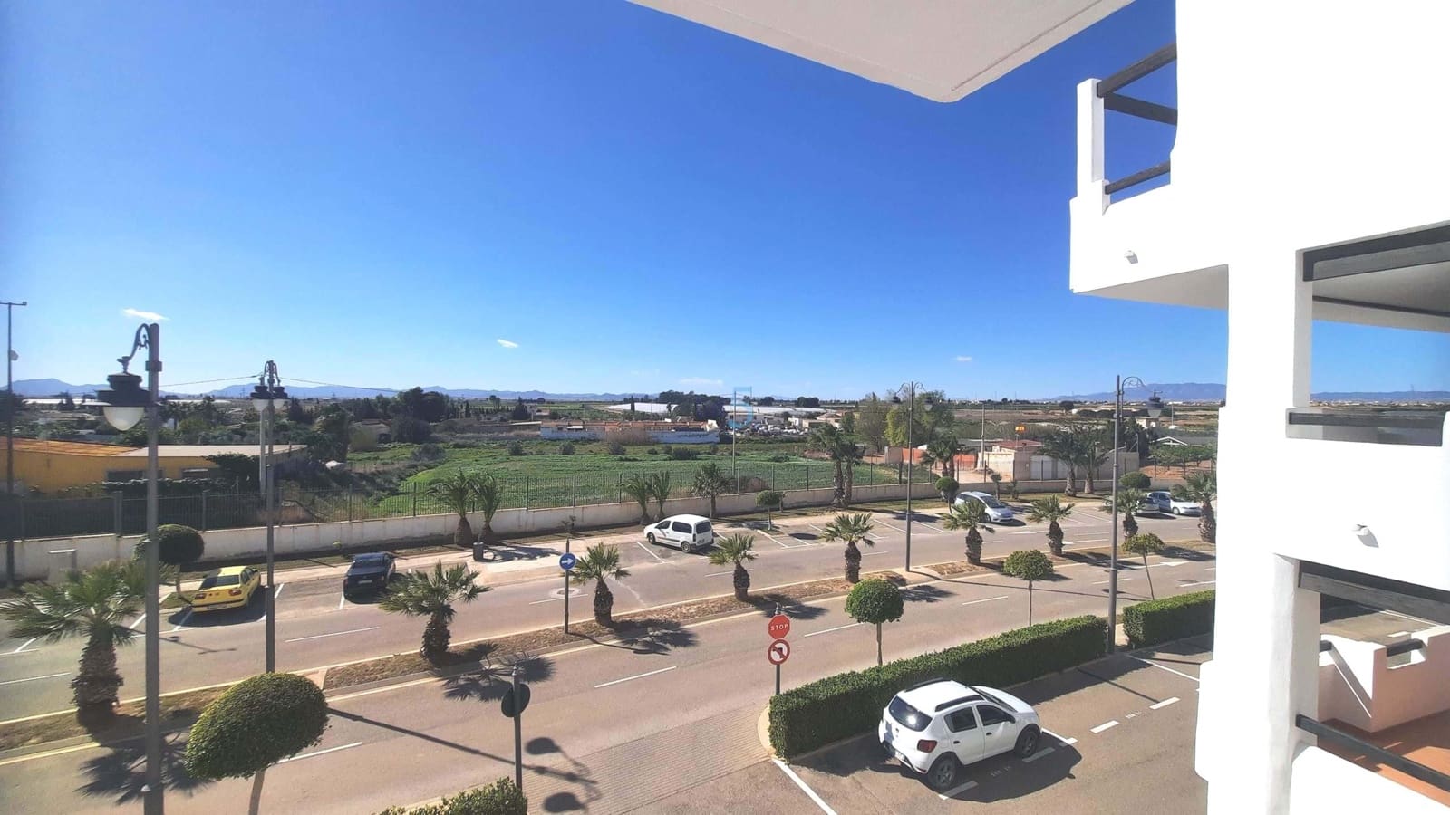 2 makuuhuone Huoneisto myytävänä paikassa Roldan mukana uima-altaan 
autotalli - 126 000 € (Ref: 9638074)