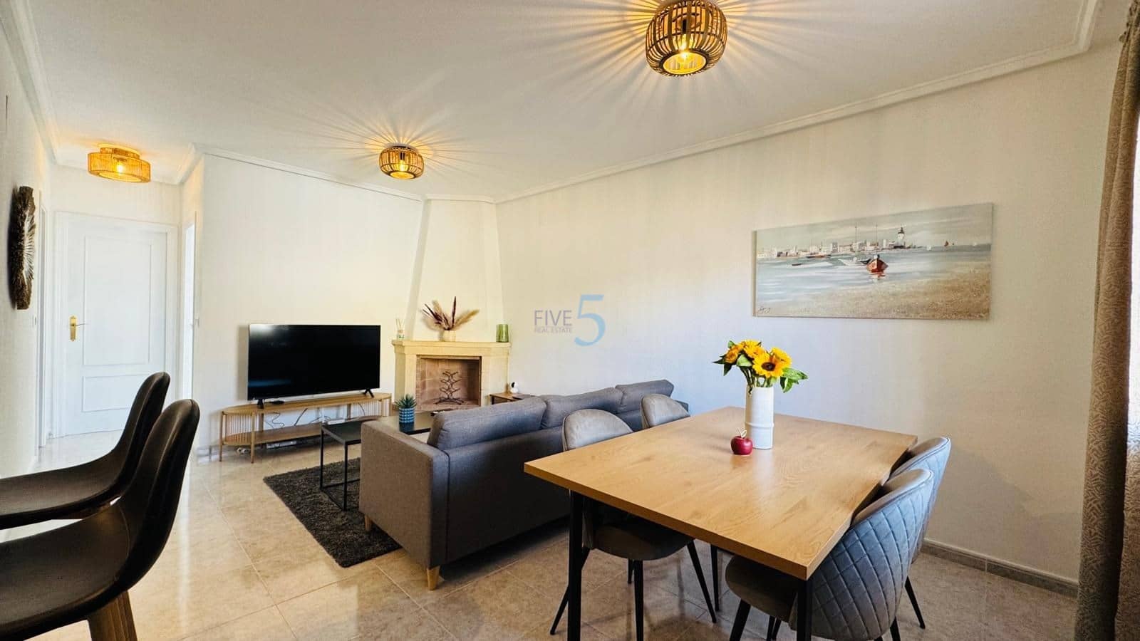 2 bedroom Townhouse for sale in Villamartin with pool - € 175,000 (Ref: 9638076)