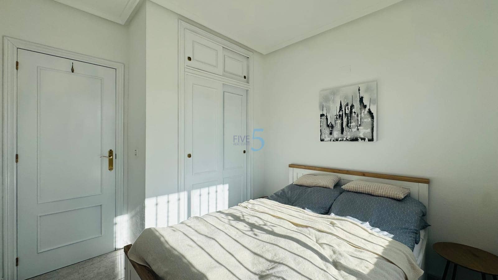 2 bedroom Townhouse for sale in Villamartin with pool - € 175,000 (Ref: 9638076)