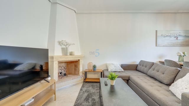 Casa de 2 habitaciones en Villamartin, Orihuela en venta con piscina - 159.000 € (Ref: 9638076)