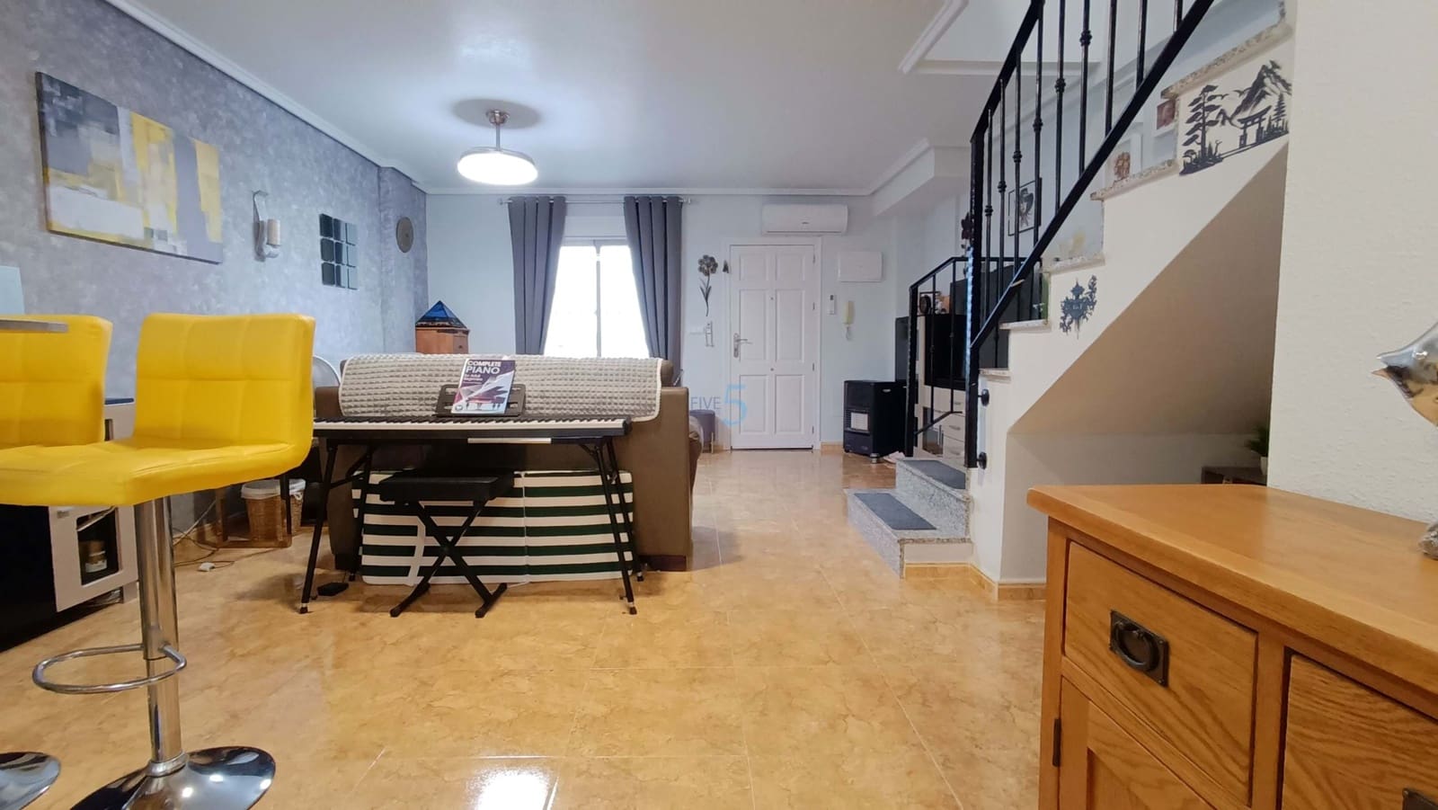 2 soveværelse Byhus til salg i Algorfa med swimmingpool garage - € 159.995 (Ref: 9645633)