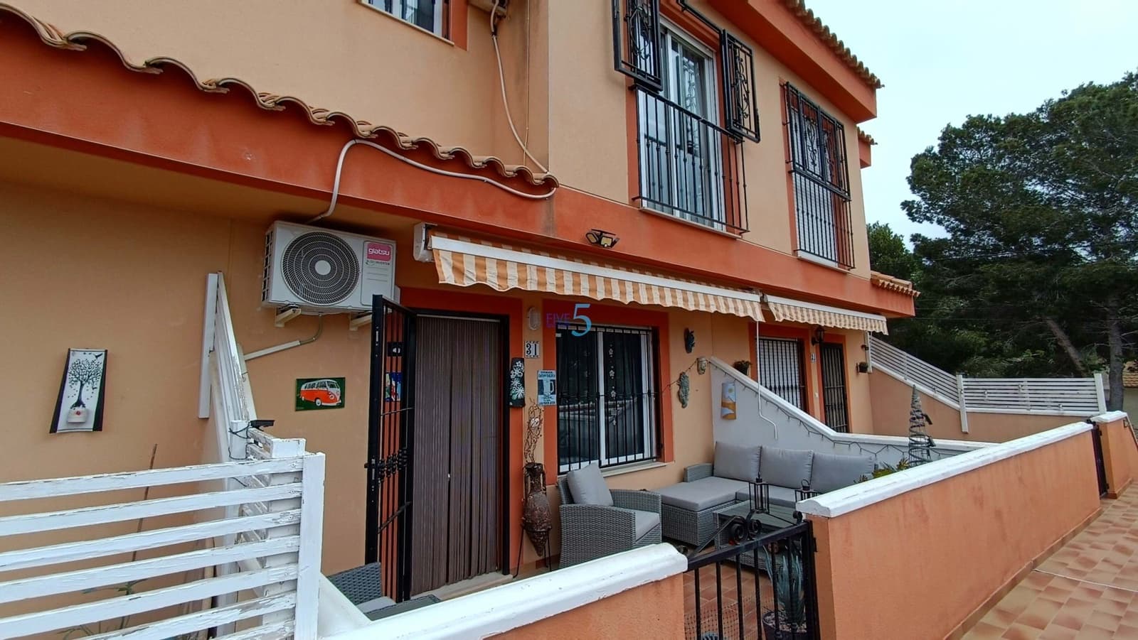 2 soveværelse Byhus til salg i Algorfa med swimmingpool garage - € 159.995 (Ref: 9645633)