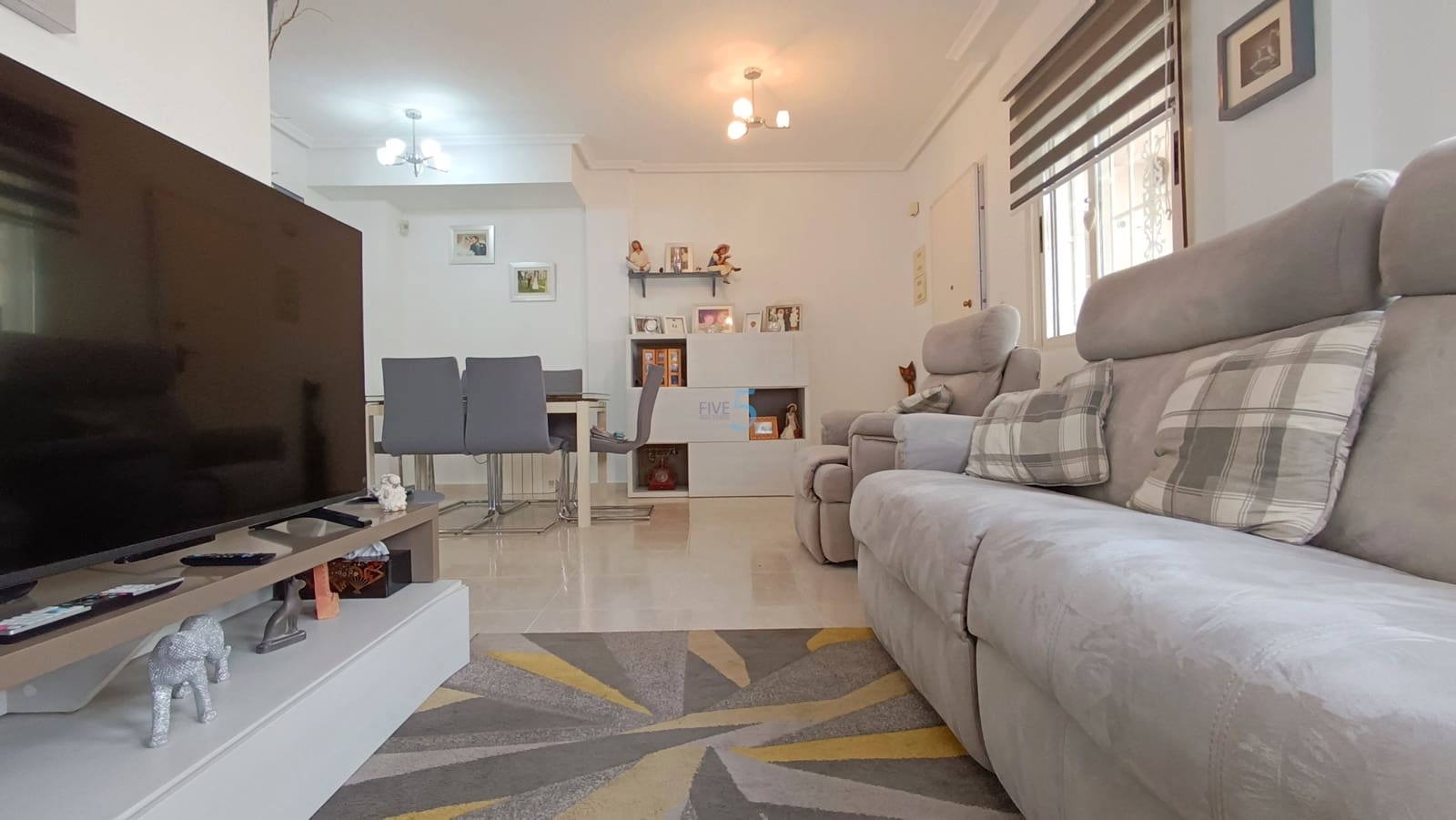 3 bedroom Townhouse for sale in Daya Vieja with pool - € 169,995 (Ref: 9650517)