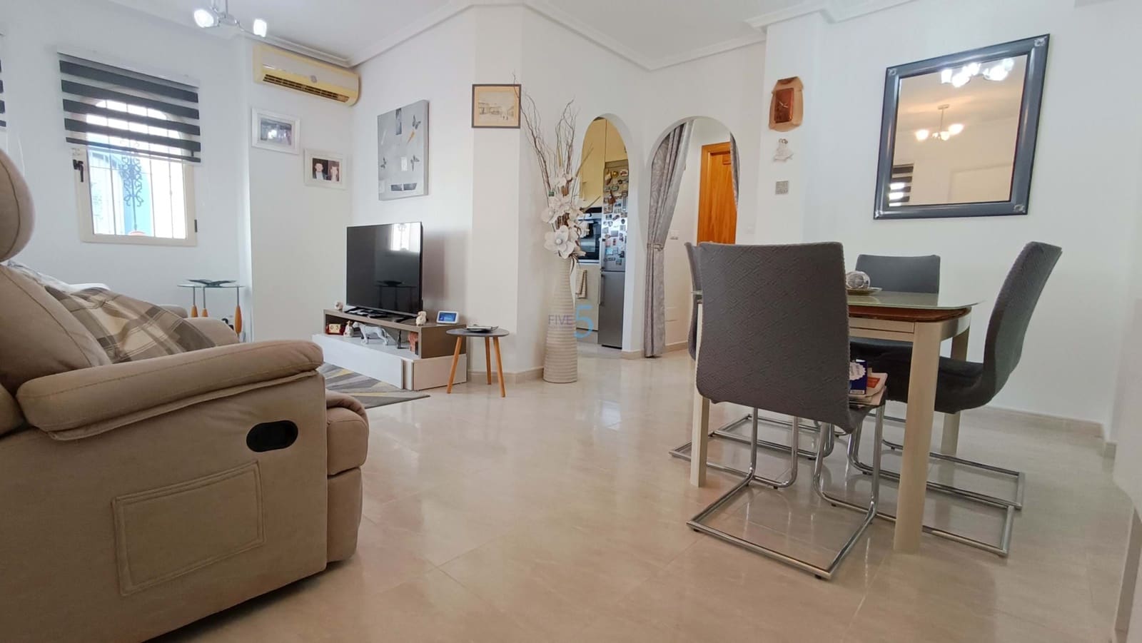 3 bedroom Townhouse for sale in Daya Vieja with pool - € 169,995 (Ref: 9650517)