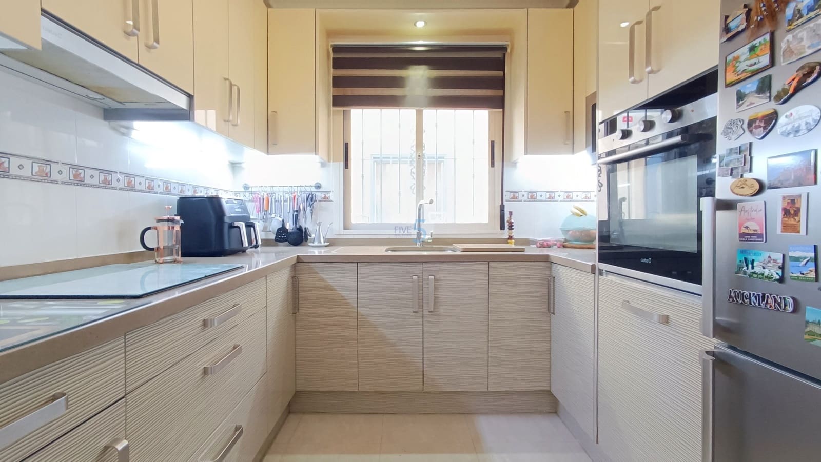 3 bedroom Townhouse for sale in Daya Vieja with pool - € 169,995 (Ref: 9650517)