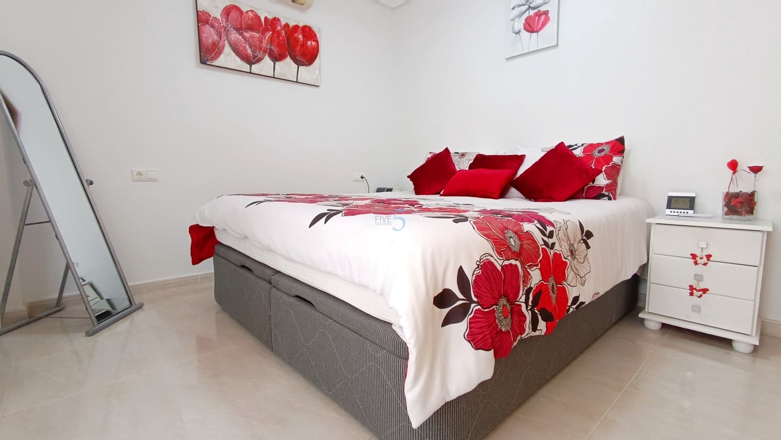 3 bedroom Townhouse for sale in Daya Vieja with pool - € 169,995 (Ref: 9650517)