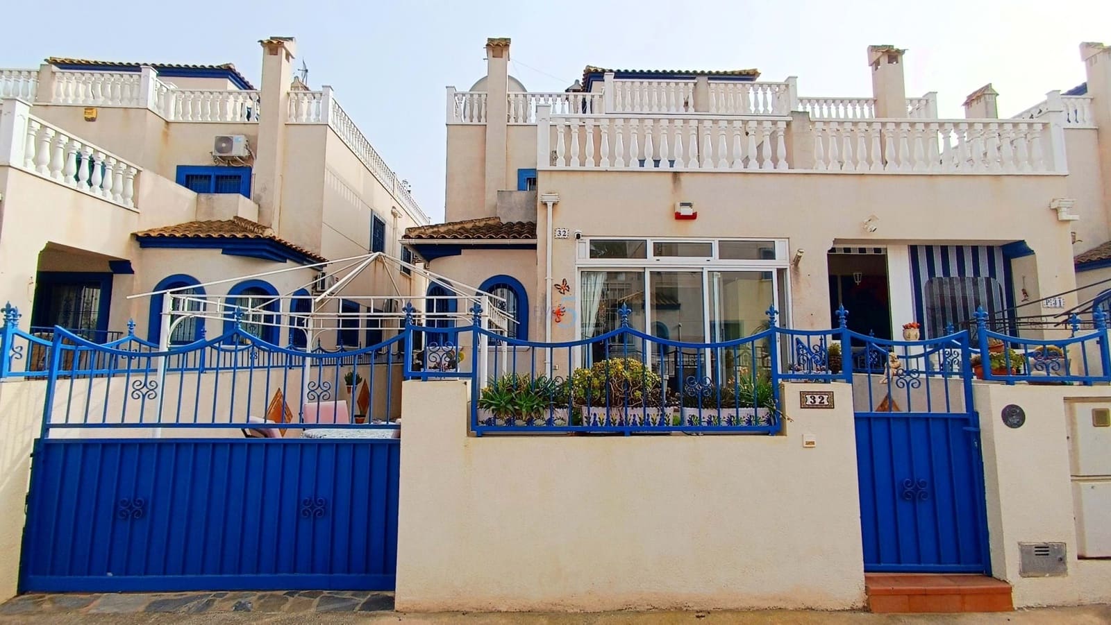 3 bedroom Townhouse for sale in Daya Vieja with pool - € 169,995 (Ref: 9650517)