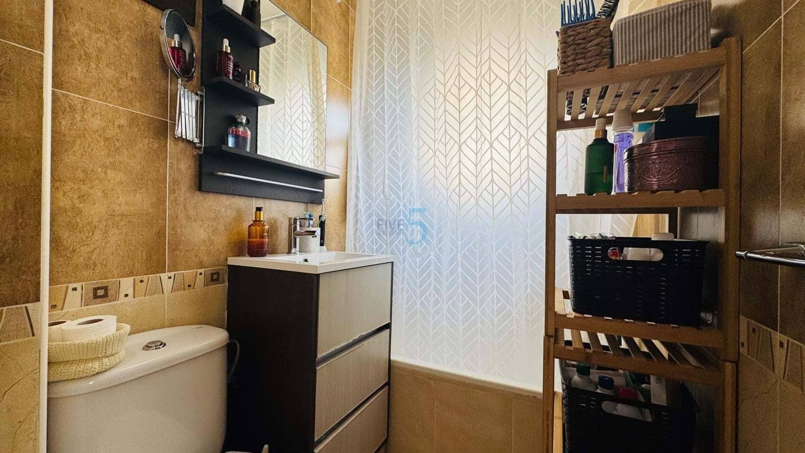 2 chambre Maison de Ville à vendre à Torrevieja avec piscine - 189 900 € (Ref: 9650718)