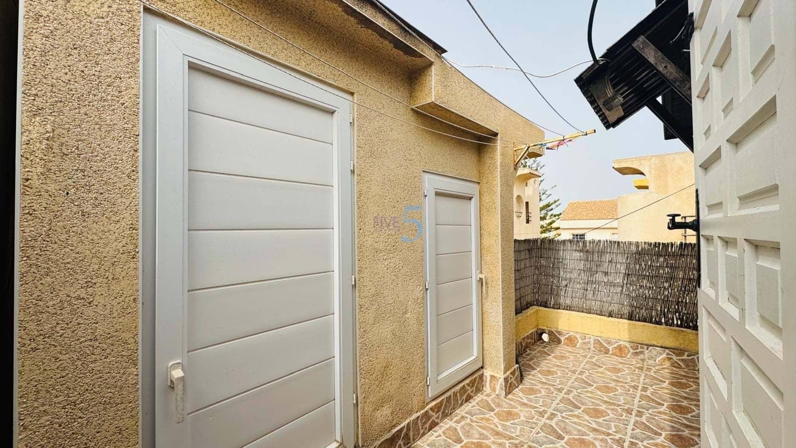 2 chambre Maison de Ville à vendre à Torrevieja avec piscine - 189 900 € (Ref: 9650718)