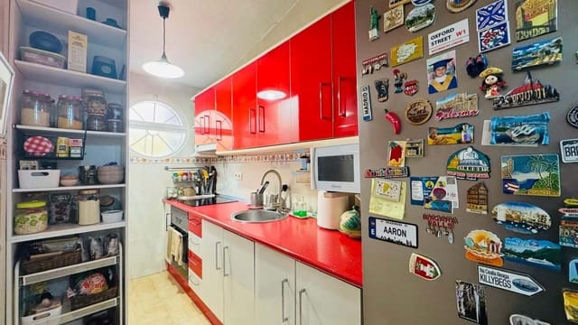 2 chambre Maison de Ville à vendre à Torrevieja avec piscine - 189 900 € (Ref: 9650718)