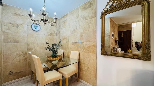 2 chambre Maison de Ville à vendre à Torrevieja avec piscine - 189 900 € (Ref: 9650718)